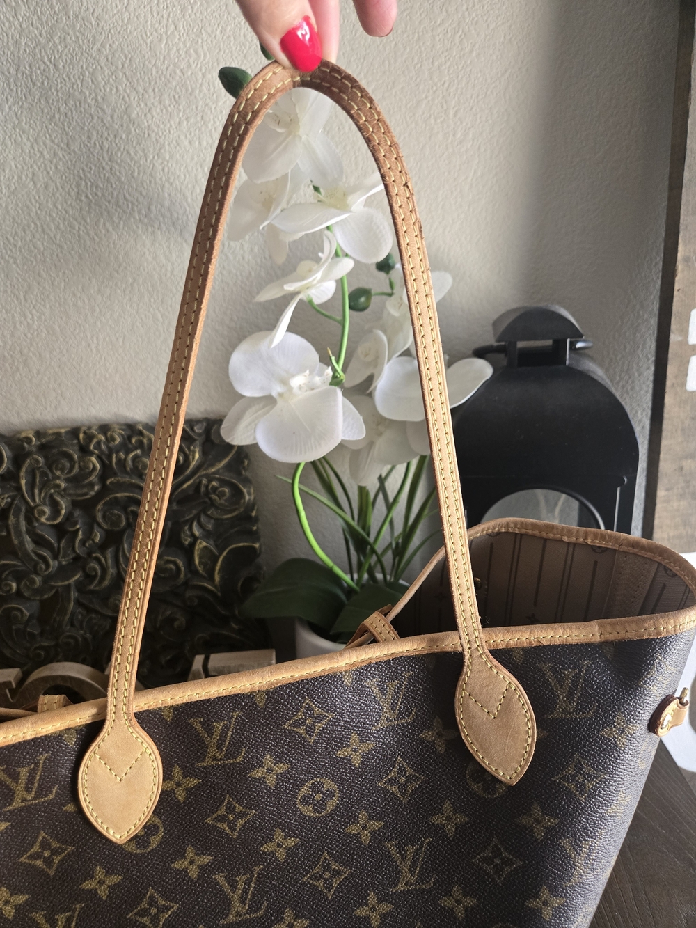 Louis Vuitton Brown Monogram Neverfull Tote - Picture 13 of 17